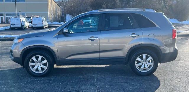 2011 Kia Sorento - Image 4