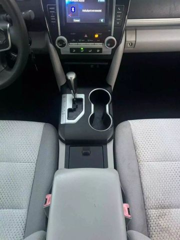 2012 Toyota Camry - Image 22