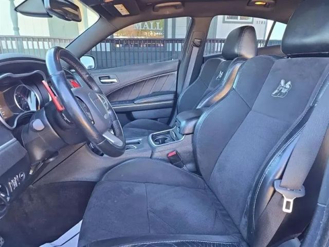2017 Dodge Charger - Image 12