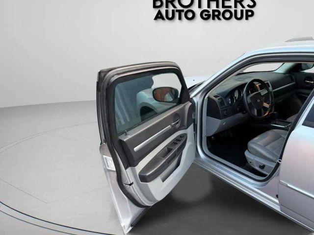 2008 Dodge Charger - Image 17