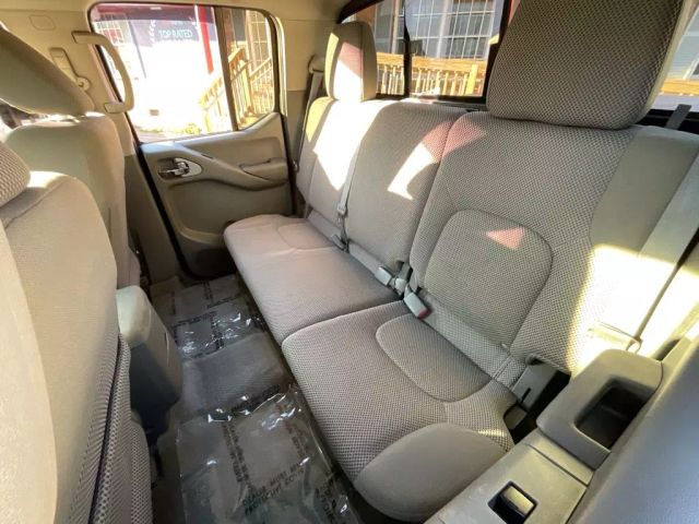 2017 NISSAN FRONTIER CREW CAB PICKUP WHITE AUTOMATIC - Peach State Motors