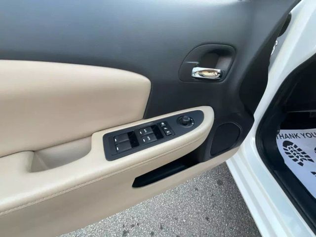 2013 CHRYSLER 200 SEDAN WHITE AUTOMATIC - Peach State Motors