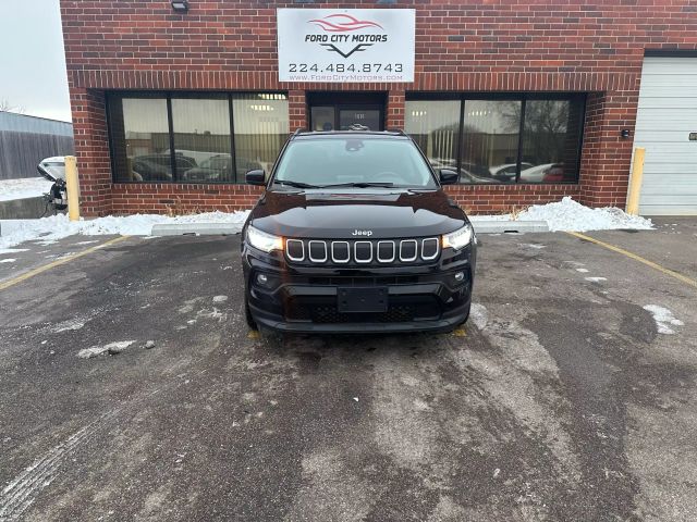 Used 2022 Jeep Compass Latitude with VIN 3C4NJCBB4NT139304 for sale in Elgin, IL