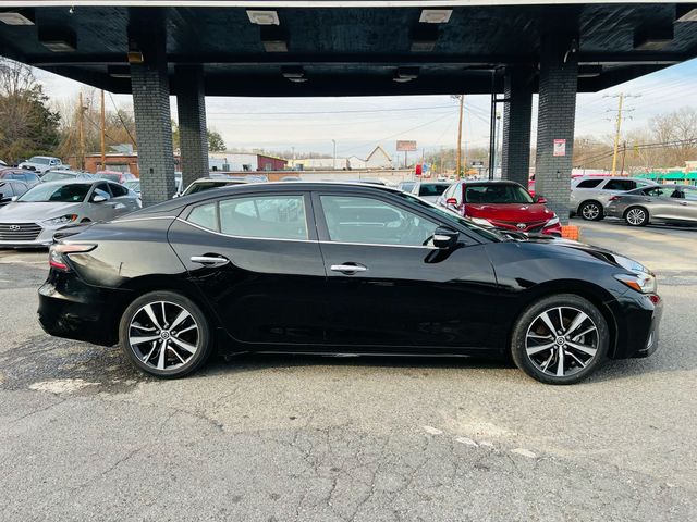 2022 Nissan Maxima - Image 3