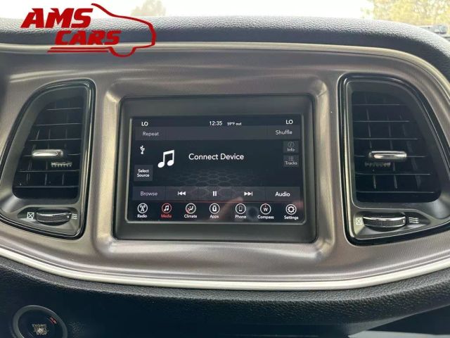 2019 Dodge Challenger - Image 35