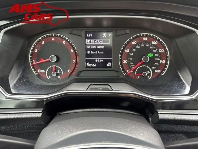 2019 Volkswagen Jetta - Image 15