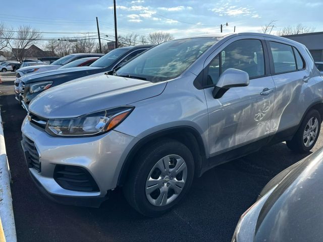 2018 Chevrolet Trax - Image 3
