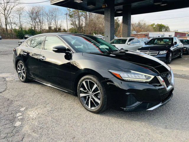 2022 Nissan Maxima - Image 1