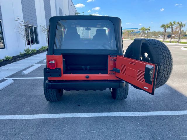 2005 Jeep Wrangler - Image 75