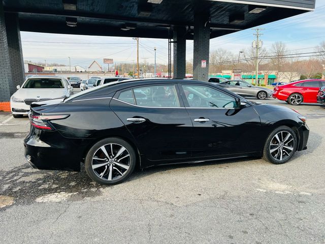 2022 Nissan Maxima - Image 4