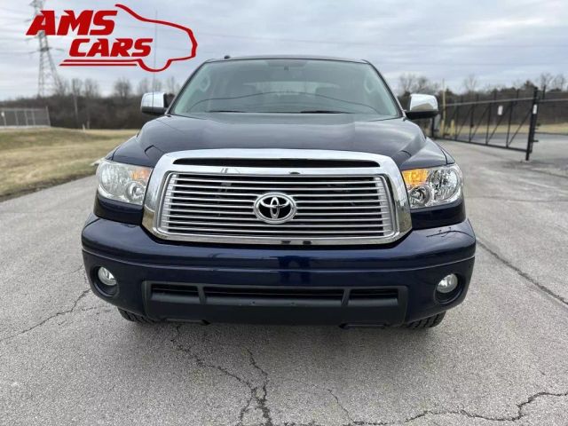 2010 Toyota Tundra Crewmax - Image 2