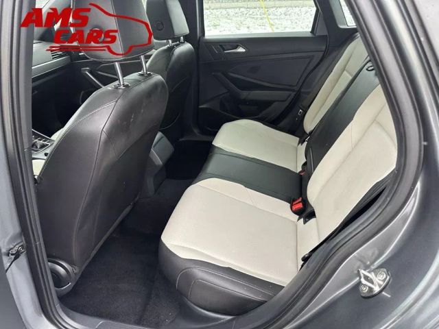 2019 Volkswagen Jetta - Image 9