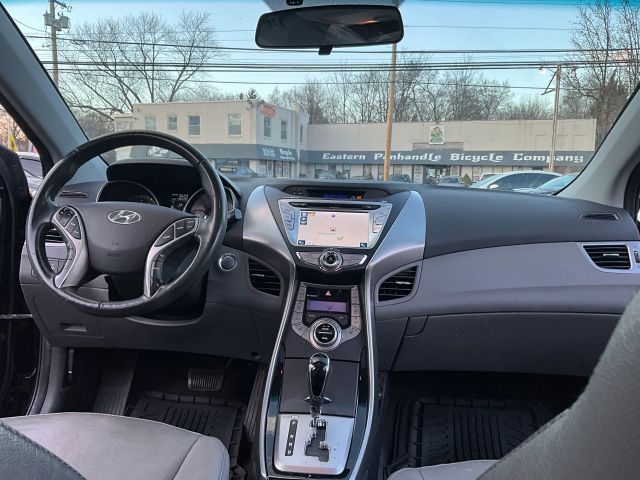 2013 Hyundai Elantra - Image 13