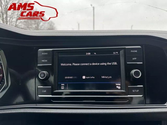 2019 Volkswagen Jetta - Image 26
