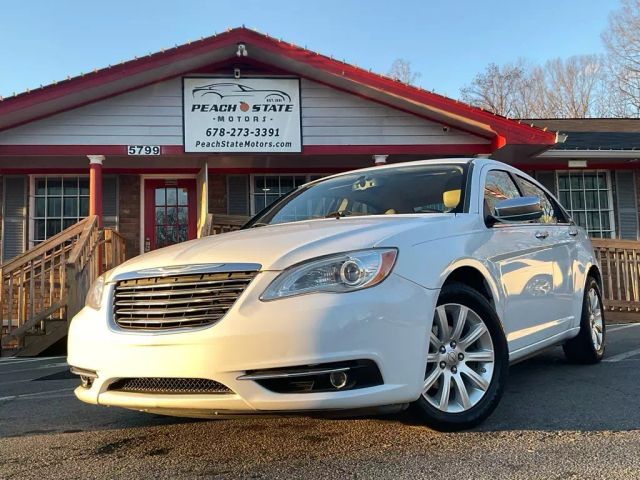 2013 CHRYSLER 200 SEDAN WHITE AUTOMATIC - Peach State Motors