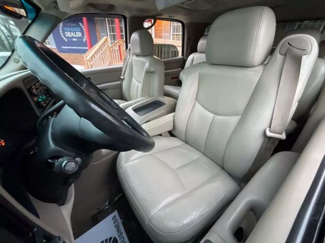 2005 CHEVROLET TAHOE SUV WHITE AUTOMATIC - Peach State Motors