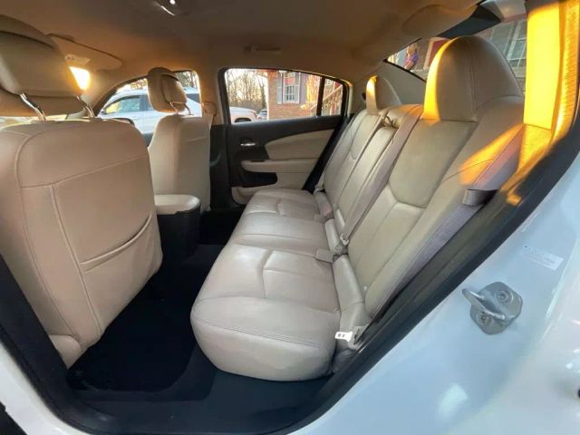 2013 CHRYSLER 200 SEDAN WHITE AUTOMATIC - Peach State Motors