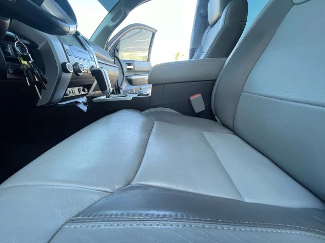 2019 Toyota Tundra Crewmax - Image 95