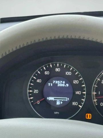 2010 Volvo Xc60 - Image 22