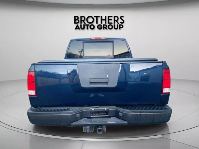 2010 Nissan Titan Crew Cab - Image 8