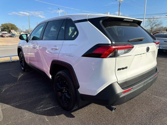 2024 Toyota Rav4 - Image 4