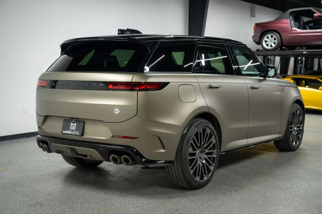 2024 Land Rover Range Rover Sport Sv Edition One Carbon Bronze Sport Utility 4d - - Image 7