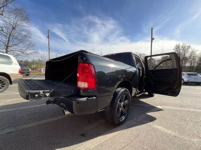 2017 RAM 1500 CREW CAB PICKUP BLACK AUTOMATIC - Peach State Motors