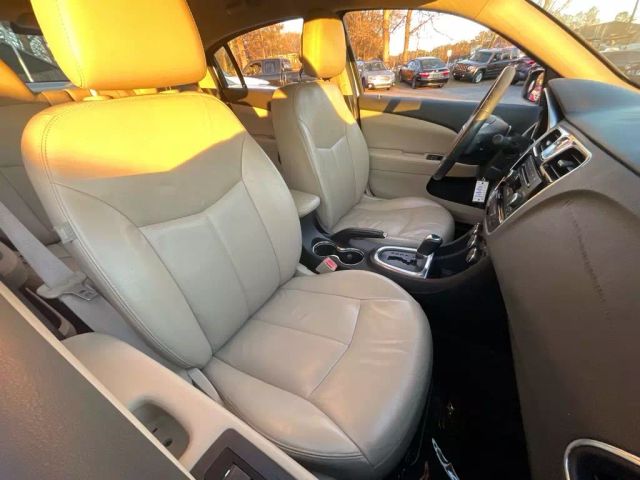2013 CHRYSLER 200 SEDAN WHITE AUTOMATIC - Peach State Motors