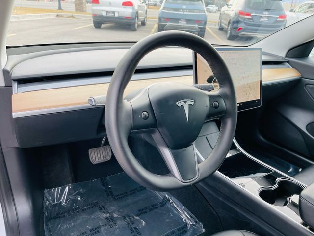 2020 Tesla Model 3 - Image 28