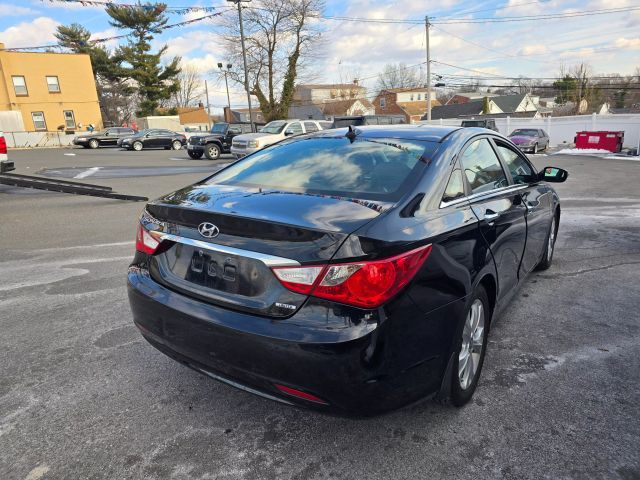 2012 Hyundai Sonata Se Sedan 4d - Image 6