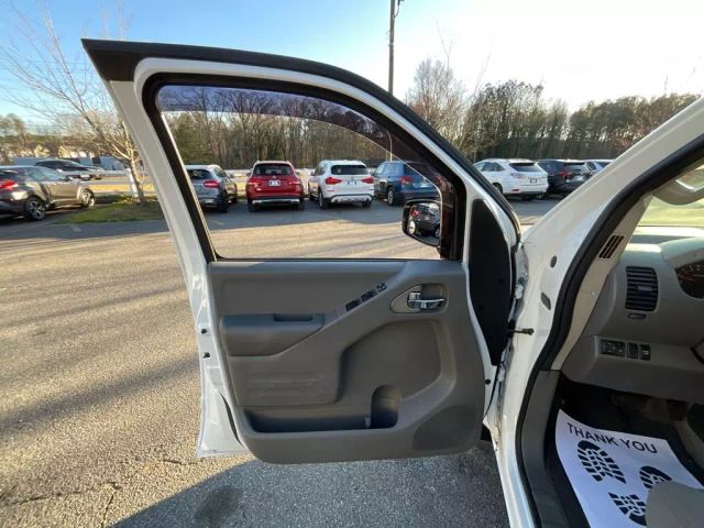 2017 NISSAN FRONTIER CREW CAB PICKUP WHITE AUTOMATIC - Peach State Motors