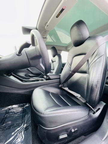 2020 Tesla Model 3 - Image 18