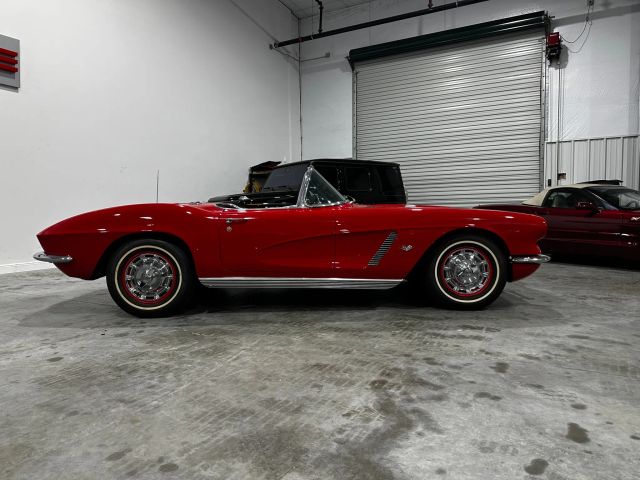 1962 Chevrolet Corvette - Image 10