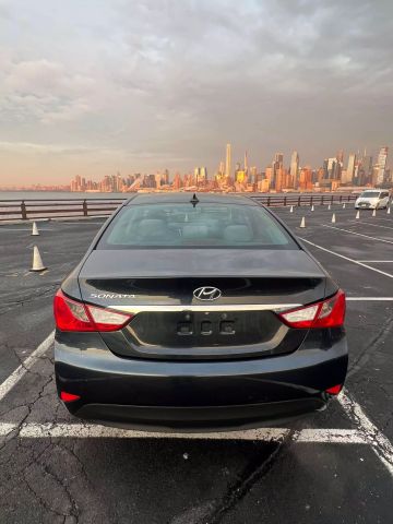 2014 Hyundai Sonata Gls Sedan 4d - Image 6