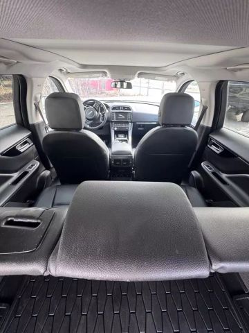 2018 Jaguar F-pace 25t Premium Sport Utility 4d - Image 15