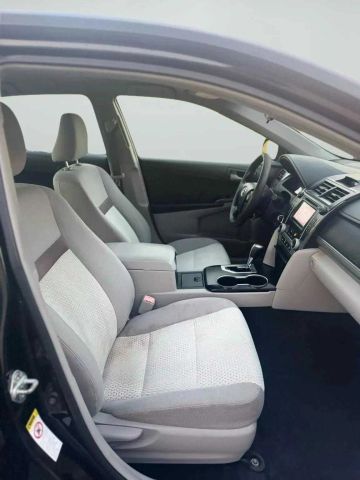2012 Toyota Camry - Image 11