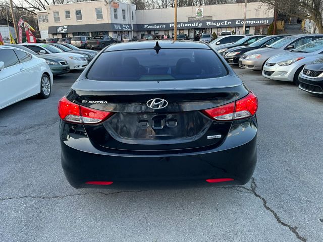 2013 Hyundai Elantra - Image 7
