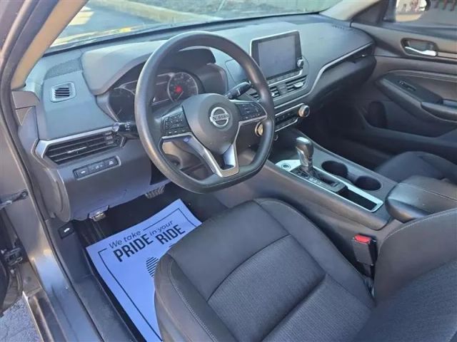 2020 Nissan Altima - Image 11