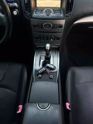 2010 Infiniti G - Image 25