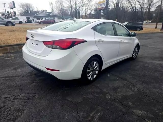 2015 Hyundai Elantra - Image 5