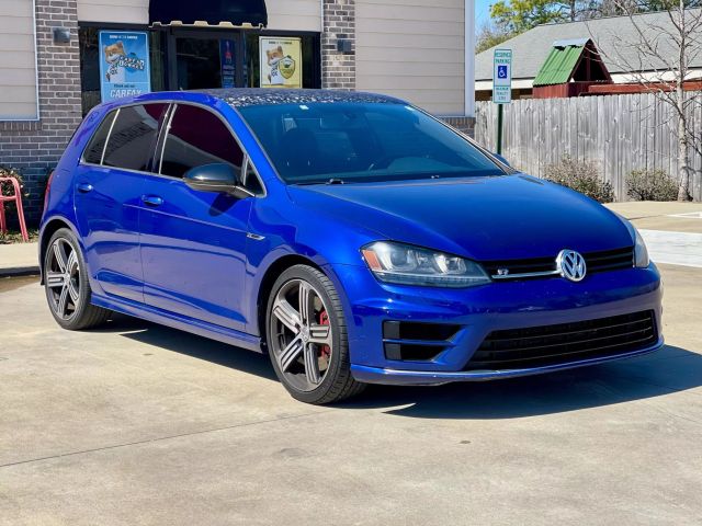 2016 Volkswagen Golf R - Image 3