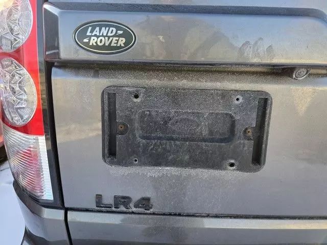 2013 Land Rover Lr4 - Image 6