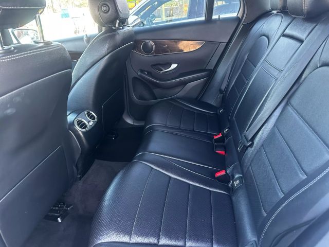 2019 Mercedes-benz Glc - Image 5