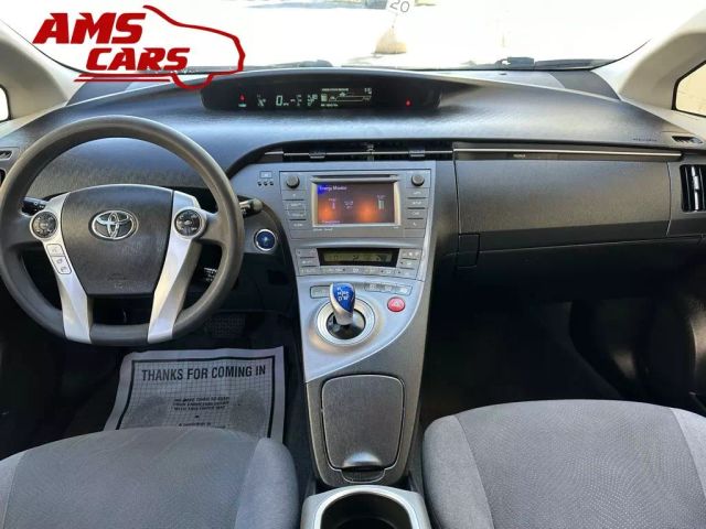 2012 Toyota Prius - Image 8