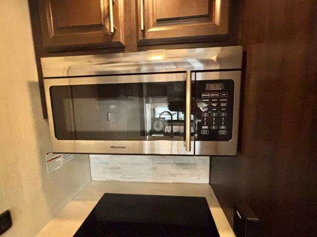 2018 Forest River Palomino Columbus - Image 5