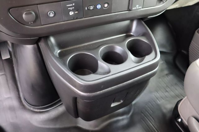 2019 Chevrolet Express 2500 Cargo - Image 14