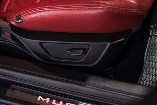 2020 Ford Mustang Gt Premium Coupe 2d - Image 35