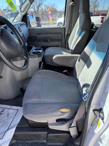 2013 Ford E350 Super Duty Passenger Xl Van 3d - Image 8