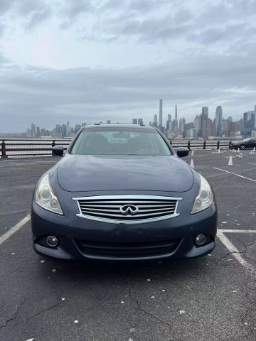2010 Infiniti G37x Sedan 4d - Image 4