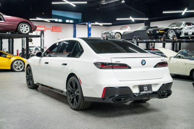 2023 Bmw 7 Series 760i Xdrive Sedan 4d - - Image 5